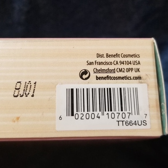 Benefit beauty, lash love false lashes ☆HOST PICK! - Picture 7 of 7